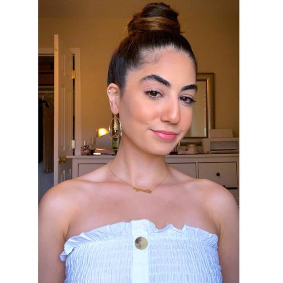 dhella12